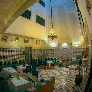 Yamna Riad Fès